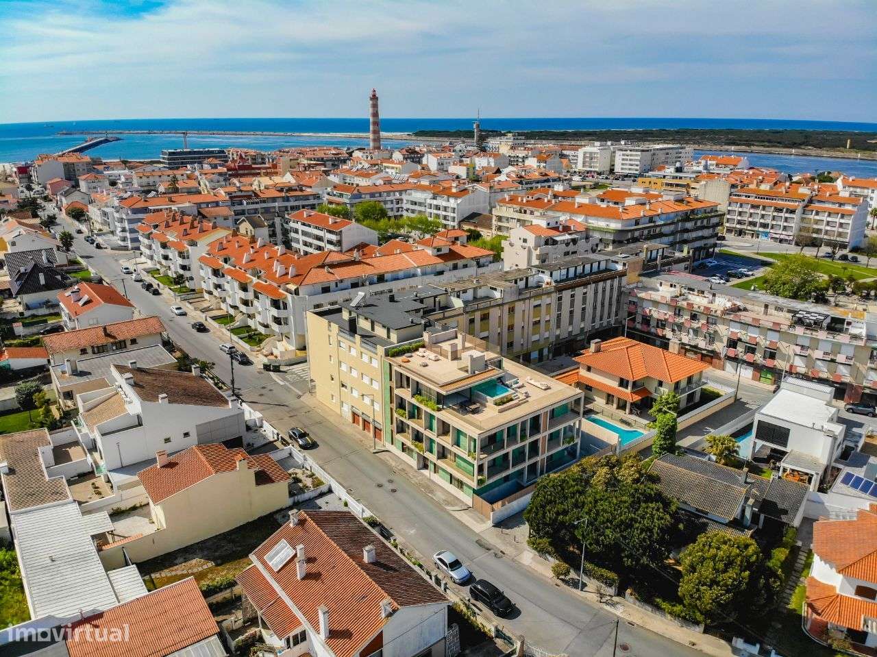 Apartamento T4 Duplex, terraço, Praia da Barra, Gaf. da Nazaré, Aveiro - Grande imagem: 4/18