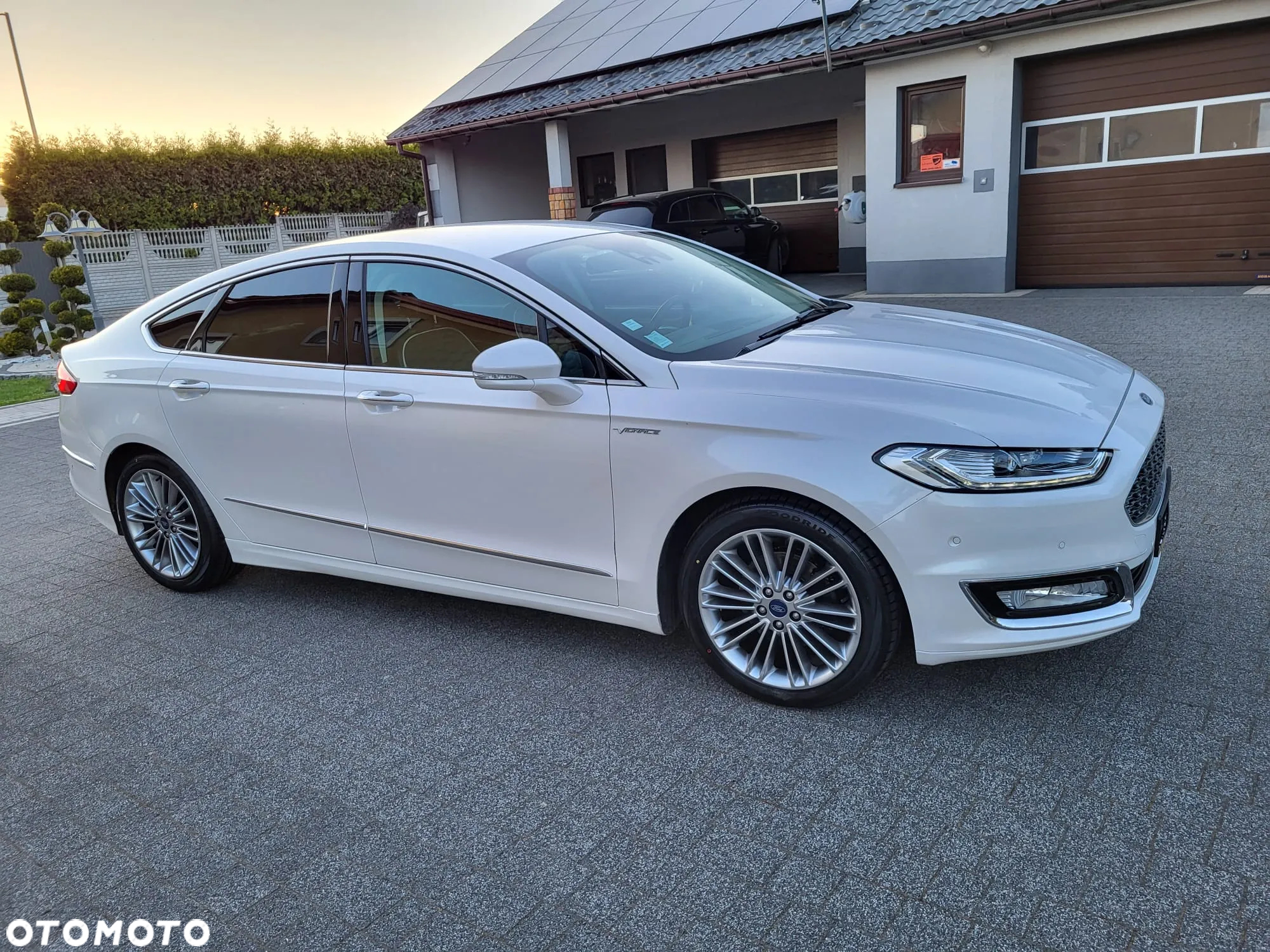 Ford Mondeo Vignale 2.0 TDCi PowerShift - 11