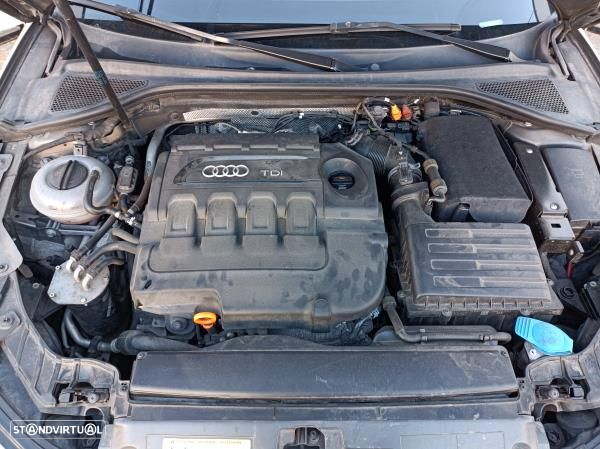 Para Peças Audi A3 (8V1, 8Vk) - 8