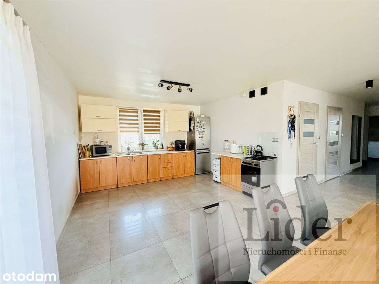 Wyjątkowa nieruchomość zaledwie 15 km od Łeby - Pełny obrazek: 5/20