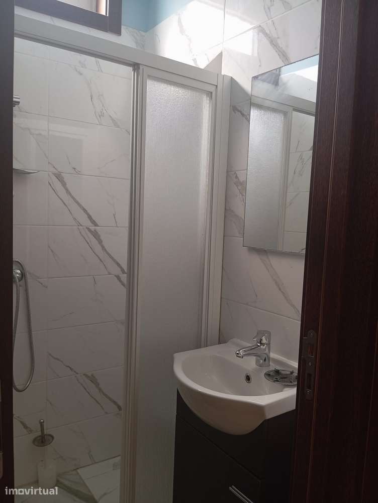 Estúdio c/ Terraço - Ao H.S. João / Pólo Universitário (Paranhos) - Grande imagem: 5/6