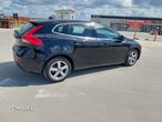 Volvo V40 D2 R-Design - 3