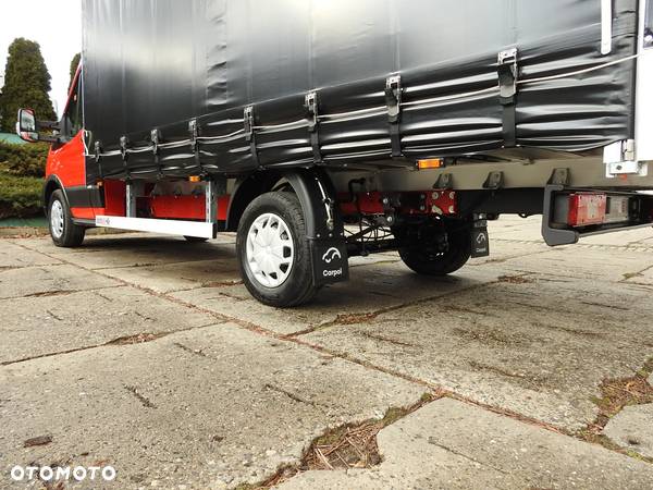 Ford TRANSIT NOWY PLANDEKA 9 PALET KLIMATYZACJA TEMPOMAT ASO GWARANCJA 130KM [ B43389 ] - 17