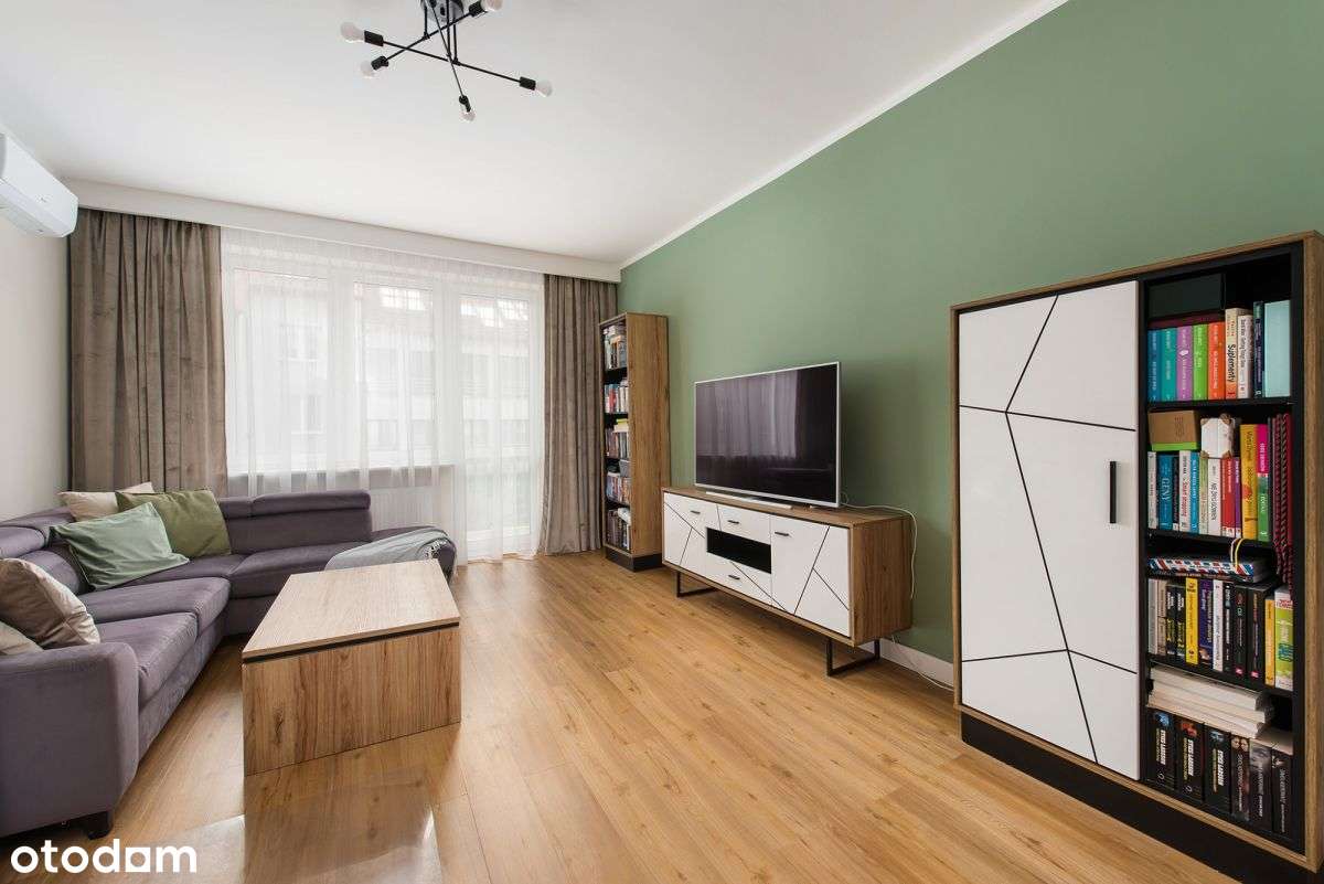 Po remoncie, 2 pokoje z oddzielną kuchnią – ul. Le-0