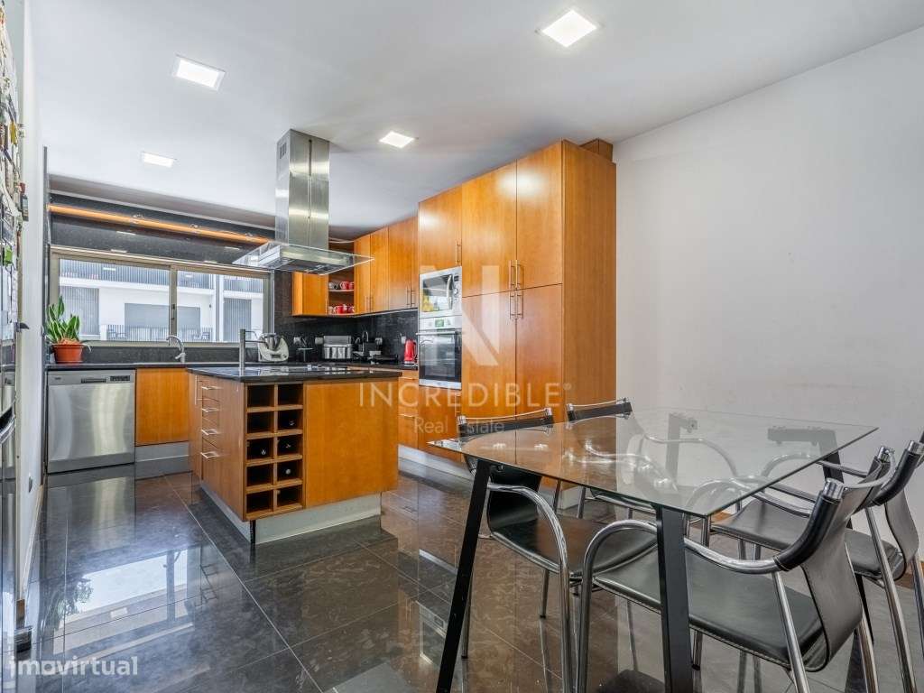 MORADIA T3+1 COM PISCINA EM FROSSOS, BRAGA-8