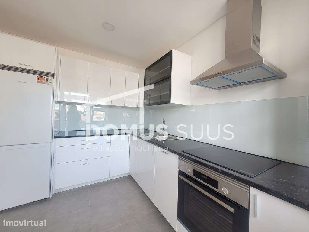 Apartamento T3 totalmente remodelado - Grande imagem: 2/10