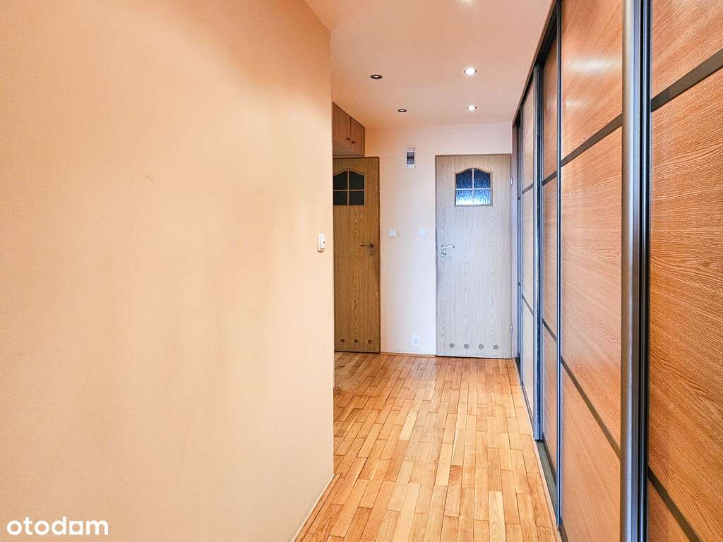 3 lub 4 przestronne pokoje w centrum, 2 windy!-7