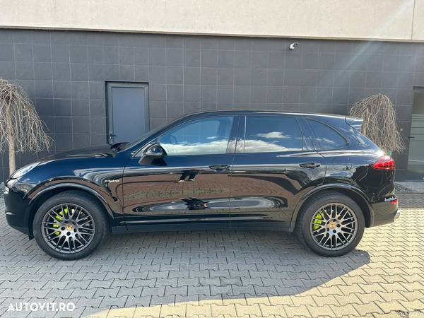 Porsche Cayenne - 7