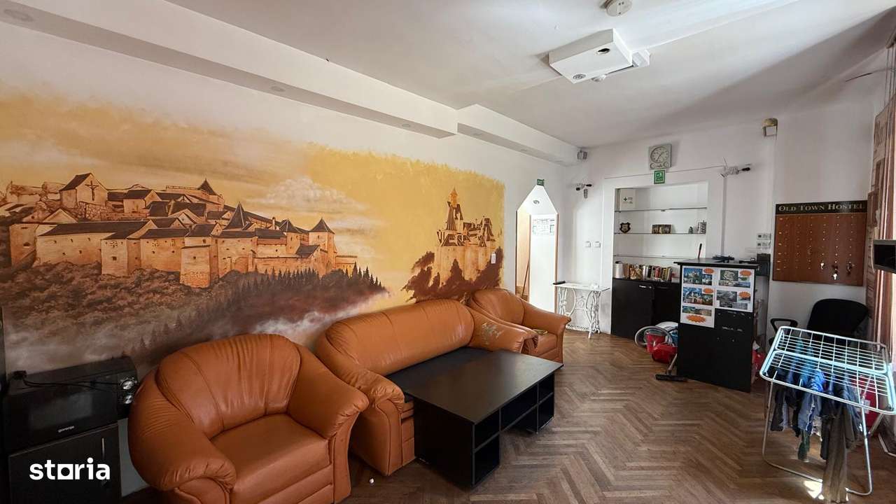 Afacere la cheie! De vanzare Casa singur in curte Centrul Istoric-12