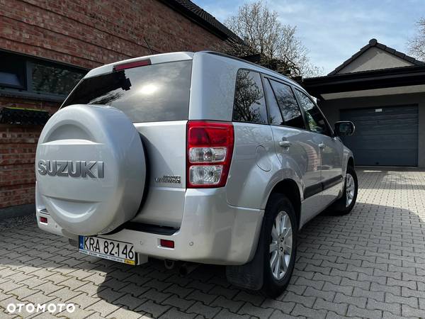 Suzuki Grand Vitara 2.4 Premium - 3