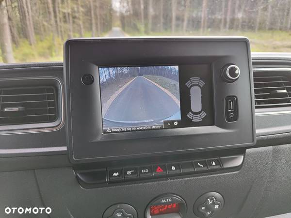 Opel Movano 2019r L2H2 2.3dci 180PS Klima Start stop Kamera Nawigacja Tempomat  Pdc Przód Tył  Niski oryginalny Przebieg 146 tys - 26