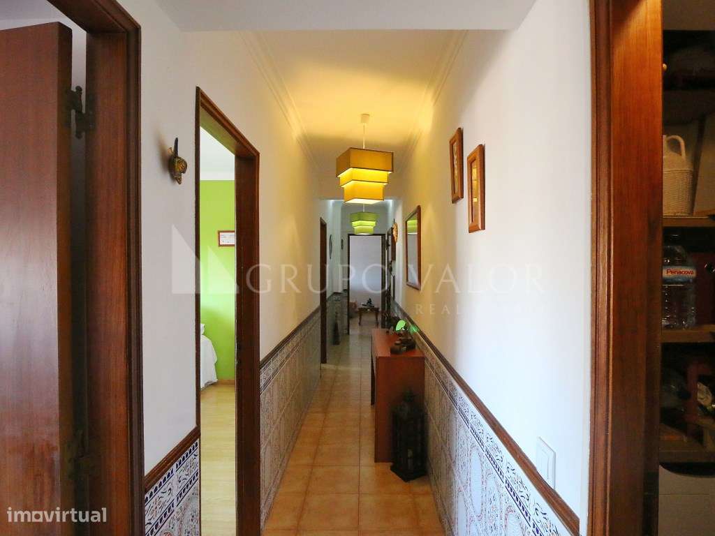 Apartamento T2 com Arrecadação, Algueirão Mem Martins-17