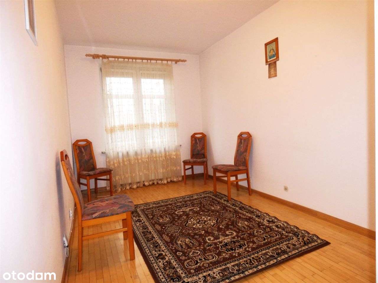 Wygodne trzypokojowe z dużą widną kuchnią-5