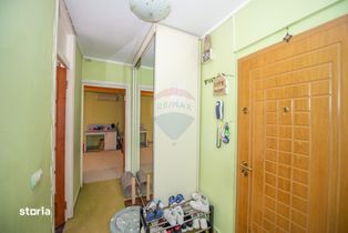Apartament de vanzare 2 camere decomandat Apusului Militari