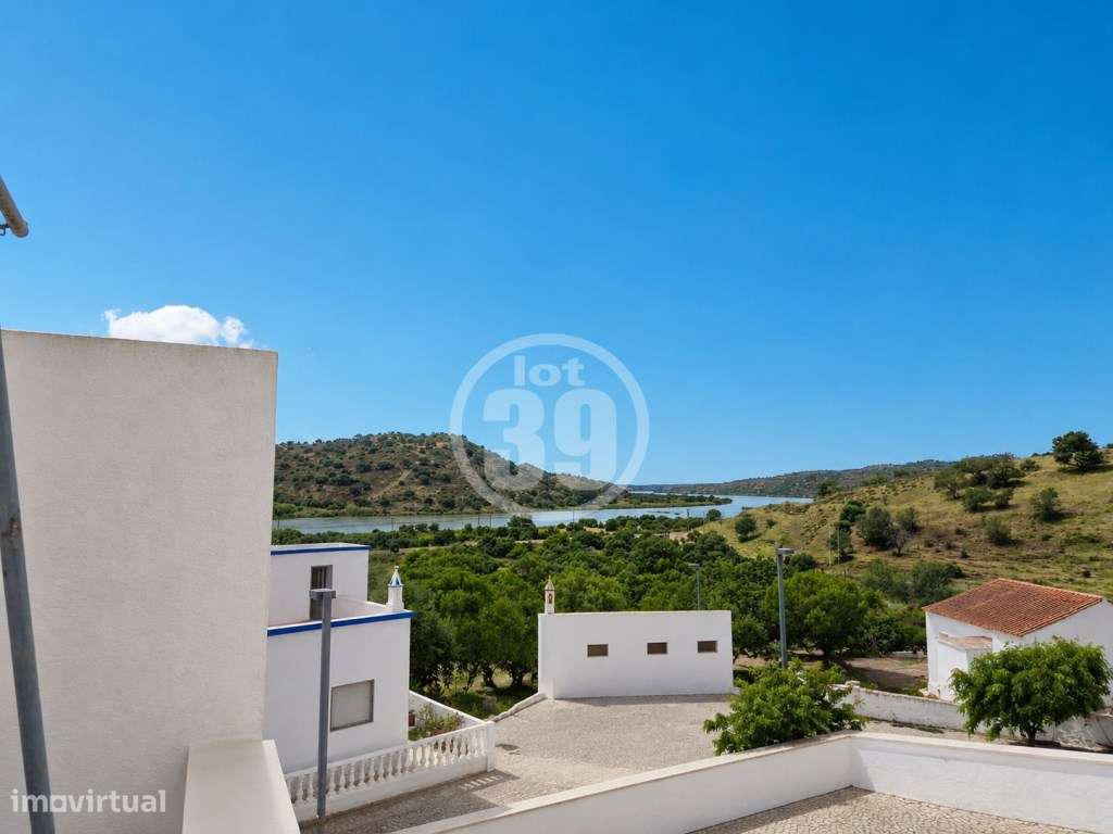 Moradia em Foz de Odeleite Vista Rio, Garagem e Logradouro-0