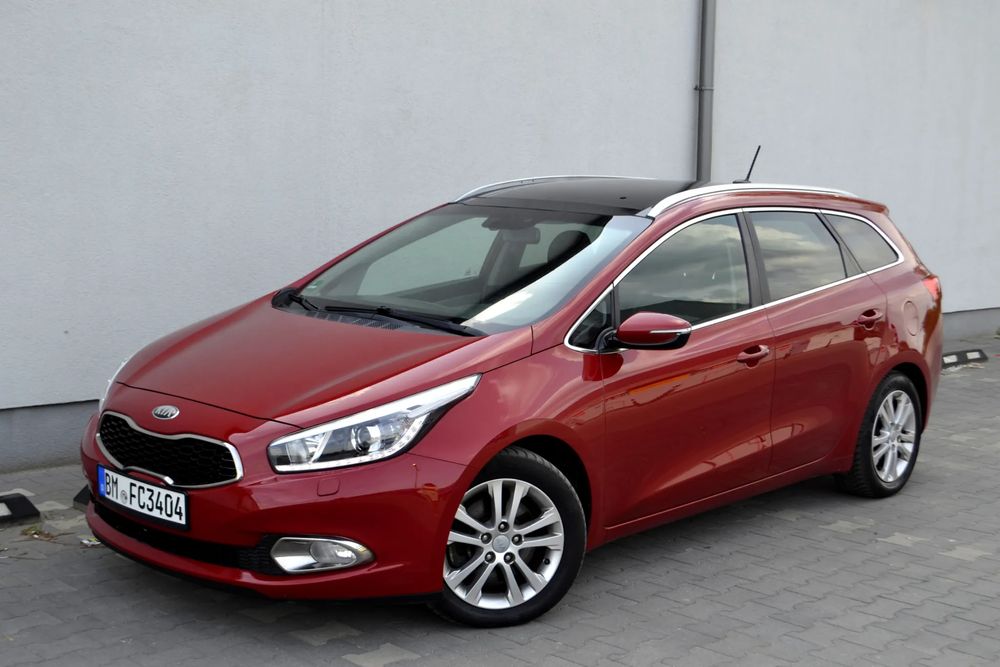 Kia Ceed II 1.6 GDI L DCT 2013