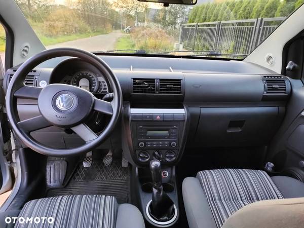 Volkswagen Fox 1.4 - 4