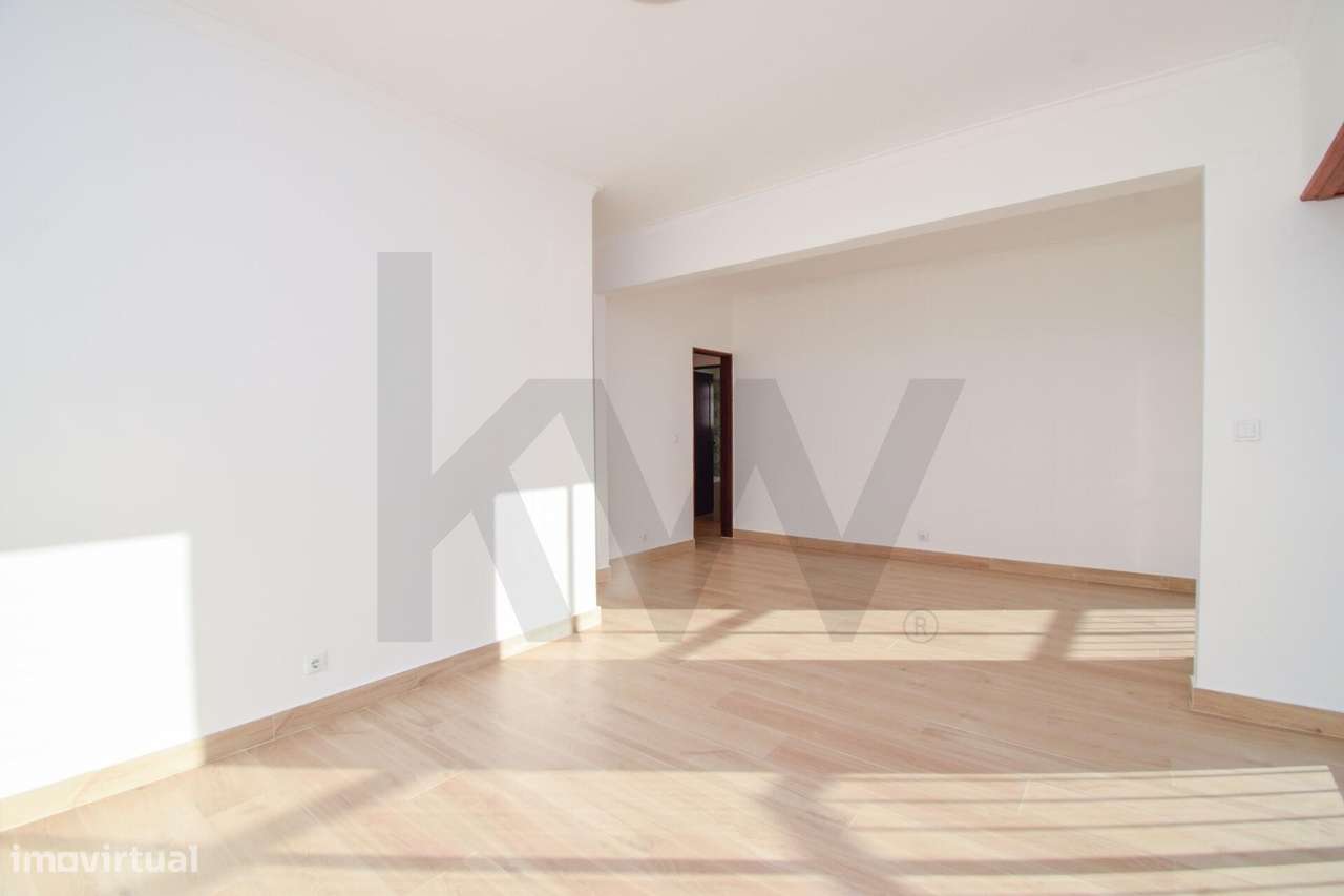 Apartamento T3 c/3 varandas na Av. Joaquim Luís, 22 - Grande imagem: 4/21