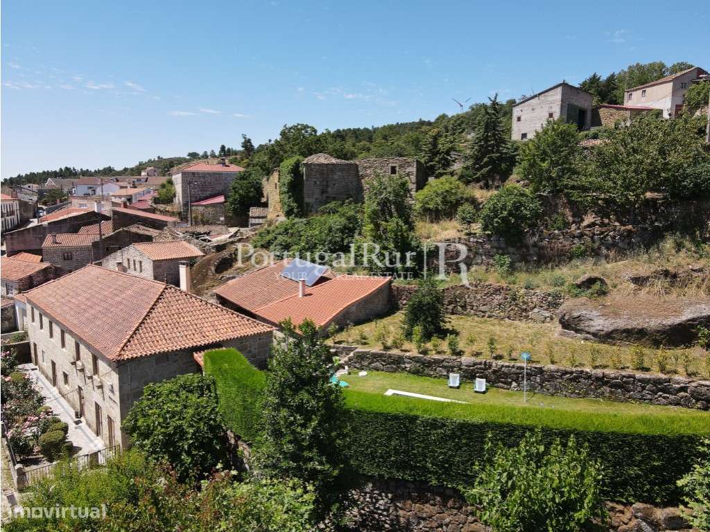 Casa Senhorial com Piscina Proximidades de Trancoso-8