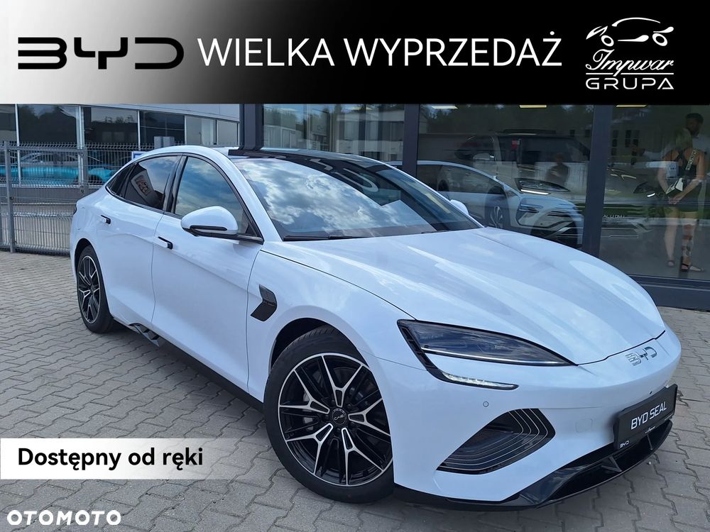 3,8 S (0-100 km/h) / Zasięg 520 km / Head-Up / Dynaudio® / Kamera 360