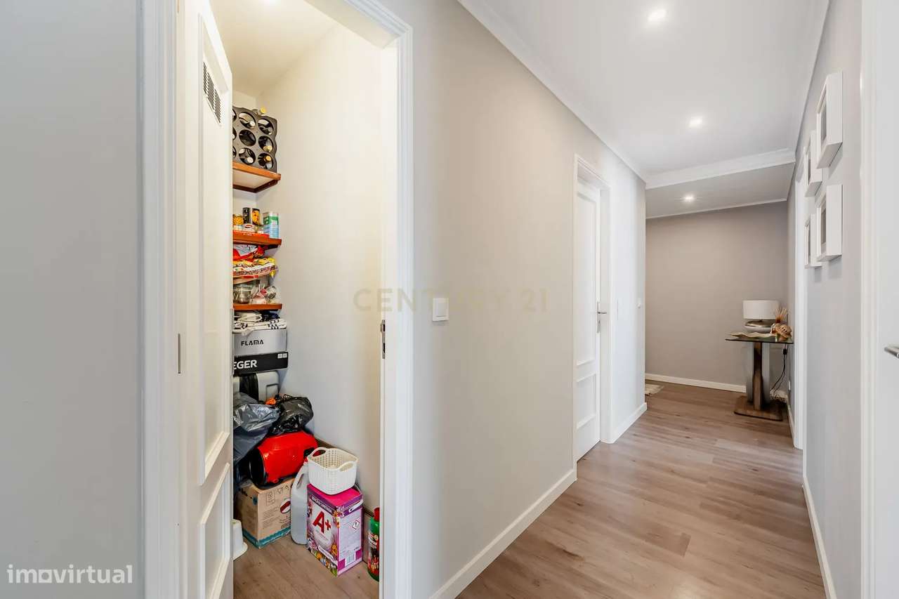 Apartamento T2 em Rio de Mouro, Sintra.-7
