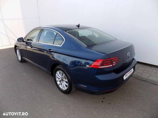 Volkswagen Passat 2.0 TDI SCR DSG Business - 3