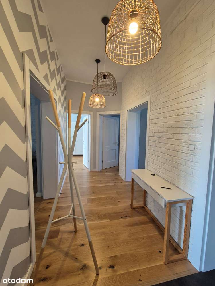 104m2/ 4pokoje/ balkon/ 0% prowizji /-2