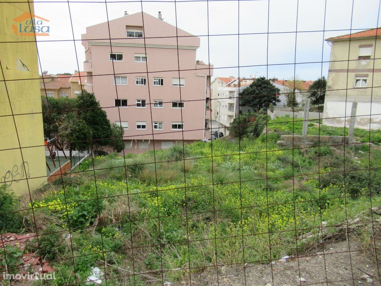 Lote de terreno Mafamude para construção de 15 fogos Junto a RTP e ...