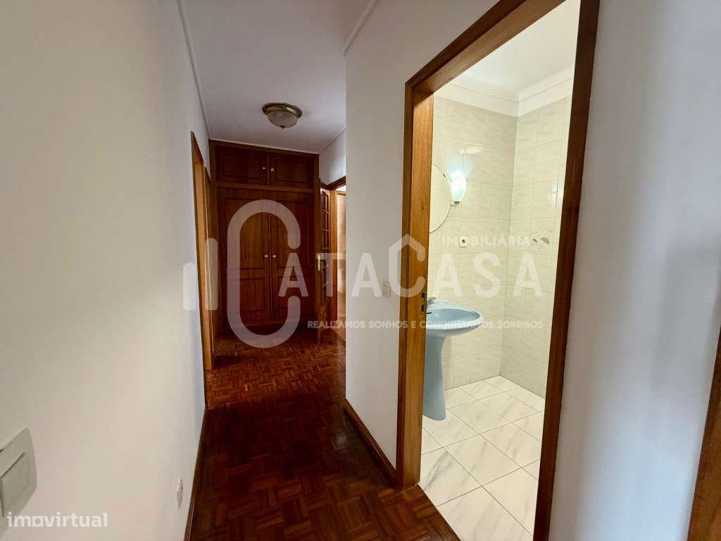 Apartamento T3 no centro de Águeda para venda-19