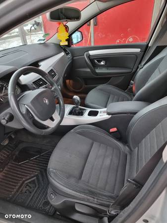 Renault Laguna 2.0 DCi Dynamique - 3