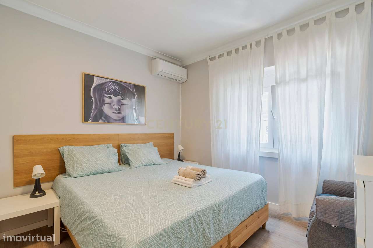 Apartamento T-3 com Terraço  Almada-15