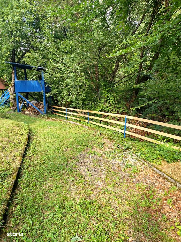 Conac de vanzare, 10 camere, sat Toaca, jud.Mures-6