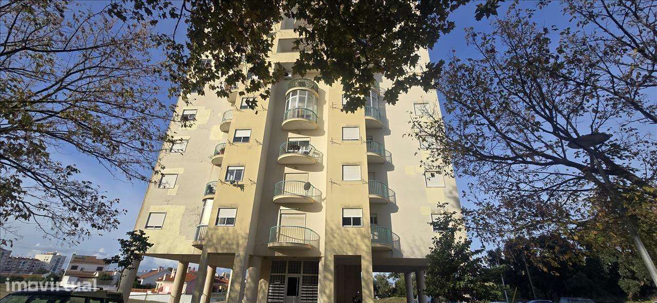 Apartamento T3 no Seixal - Grande imagem: 2/7