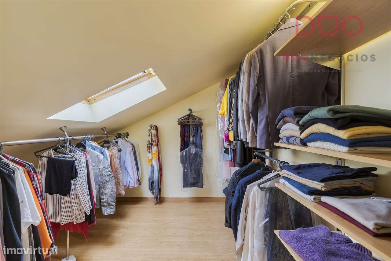 Moradia T4+1 à venda no Montijo-33