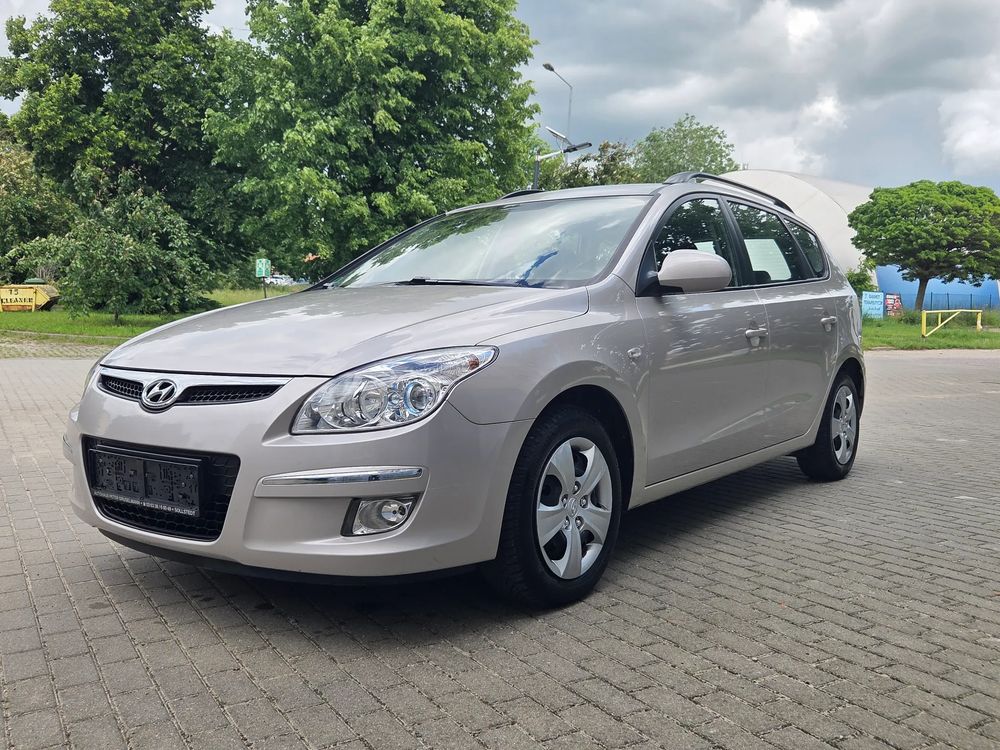 Hyundai i30 I i30cw 1.6 CRDi Classic 2009