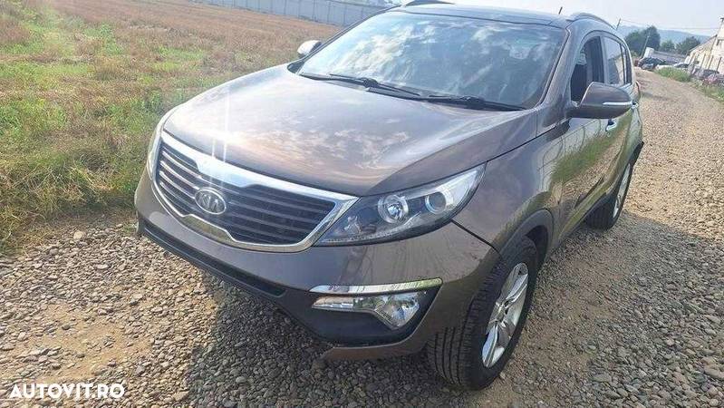 Dezmembrari/Dezmembrez KIA Sportage 1.7 dCi D4FD Manual 2011-2014 - 2