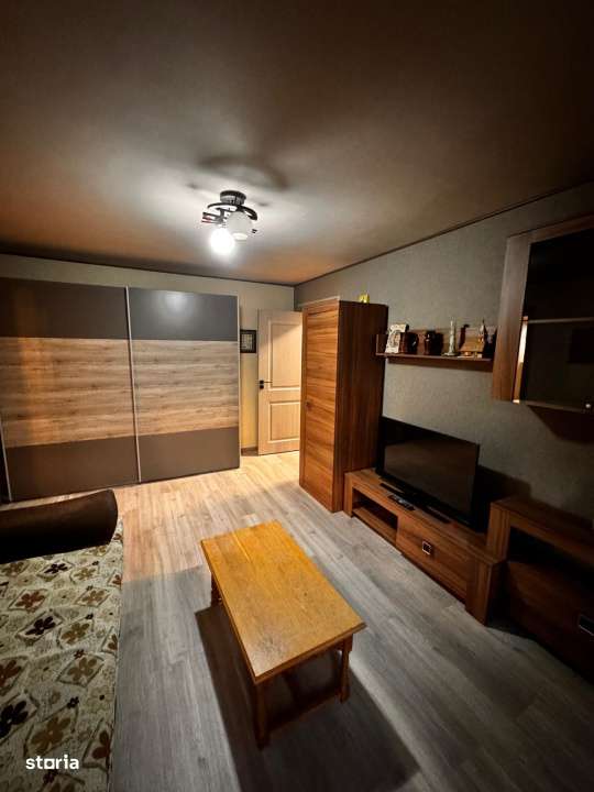 Apartament 2 camere semidecomandat, etaj 1 , zona Curtea de Apel - Imagine principală: 3/15