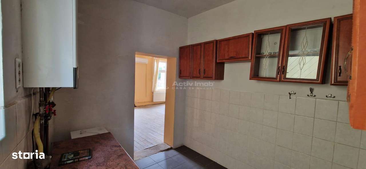 1 camera - zona Boul Rosu - Imagine principală: 5/6