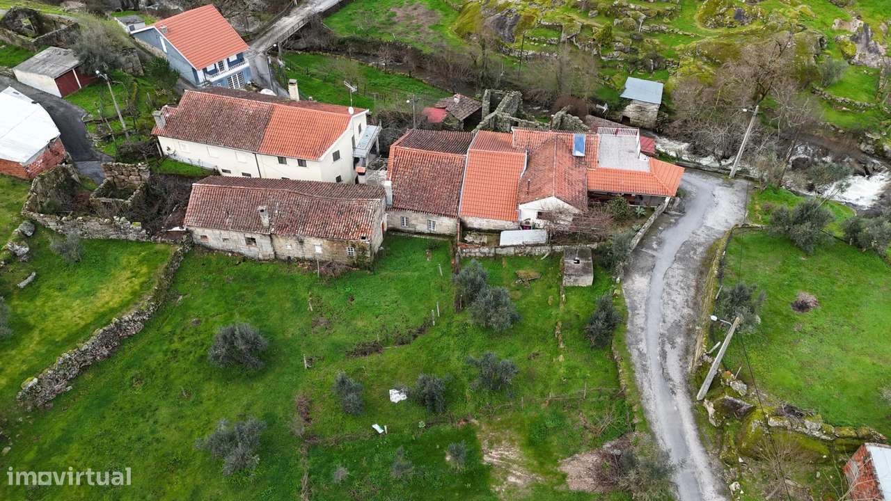 Moradia T2 em Pedra – Quinta da Adarnela-23