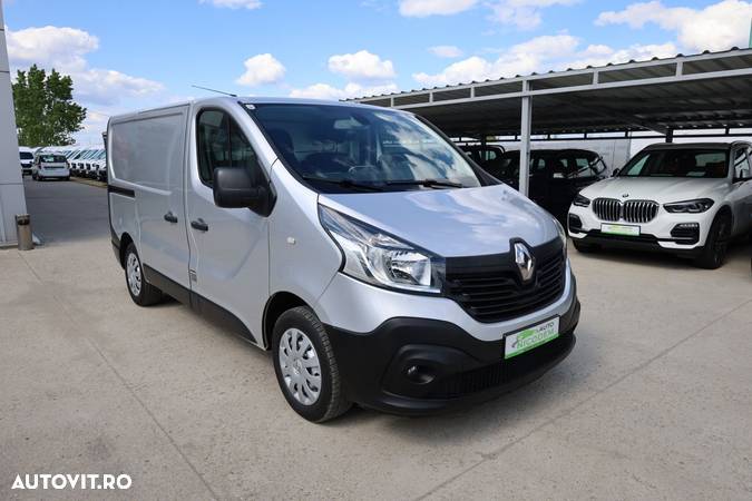 Renault Trafic - 9