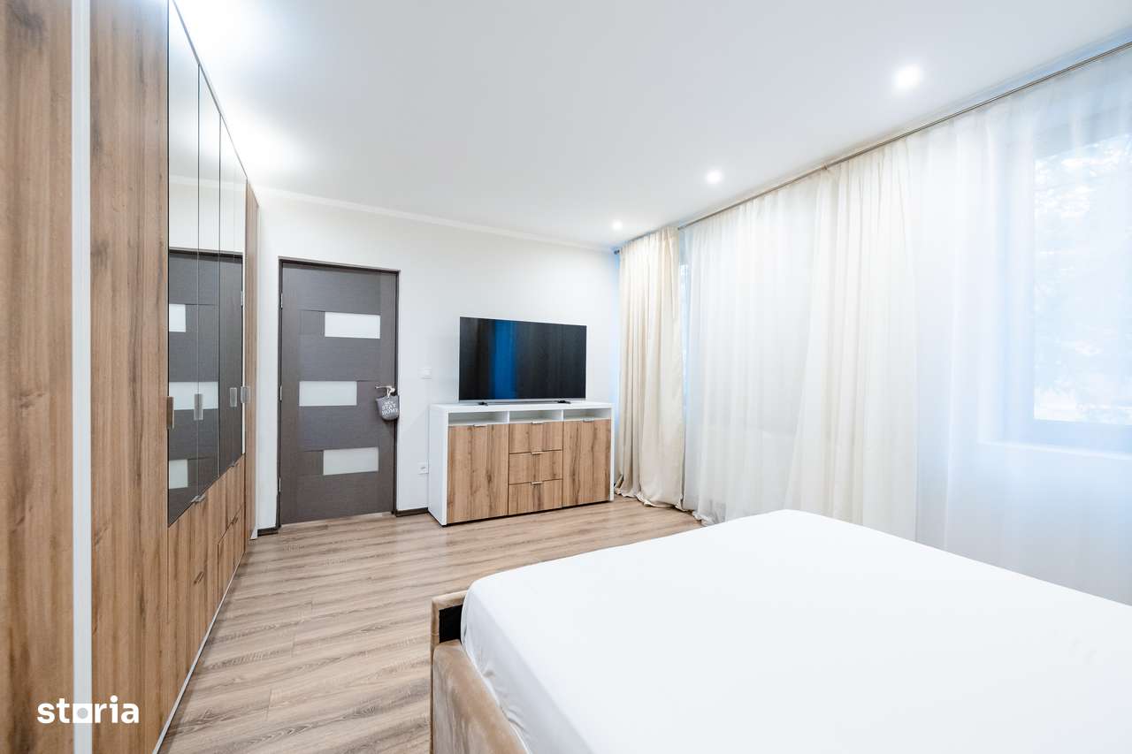 Apartament deosebit 3 camere, etaj 1, termoteca - central - Imagine principală: 5/7