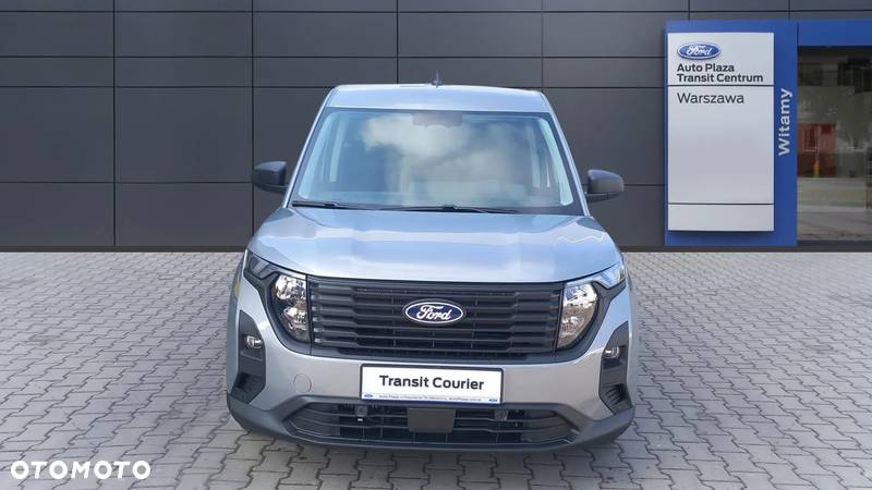 Ford Transit Courier - 8