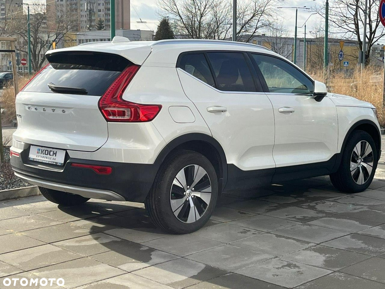 Volvo XC 40 - 3