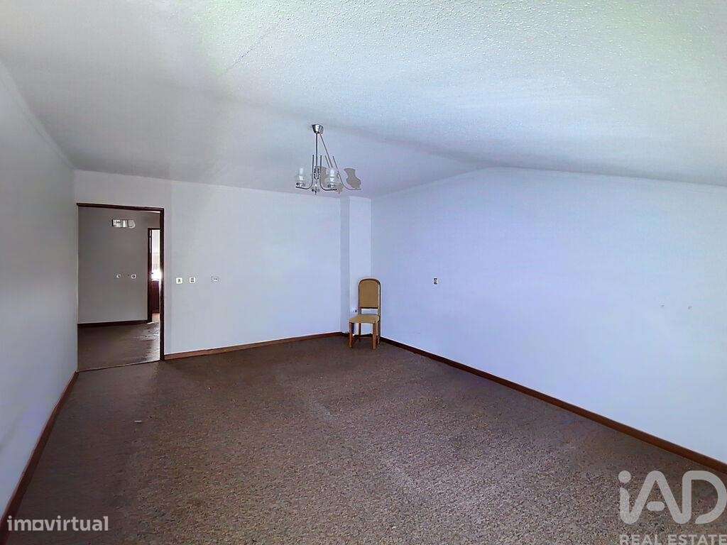 Apartamento T2 em Fátima de 110,2 m2 - Grande imagem: 5/19