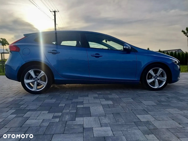 Volvo V40 D2 Kinetic - 15