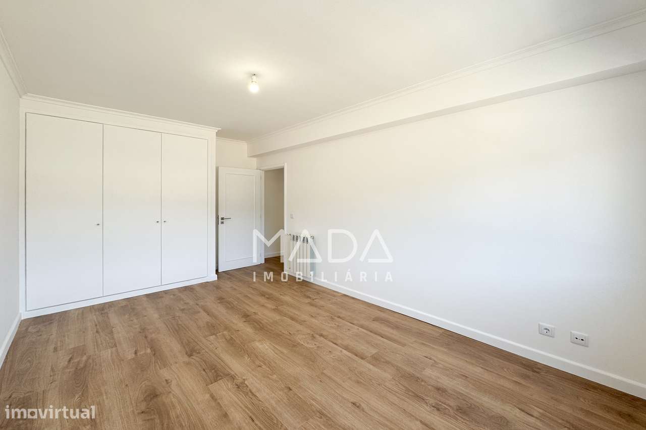 RENOVADO Apartamento T3 (último piso) c/garagem em Lamaçães, Braga-16
