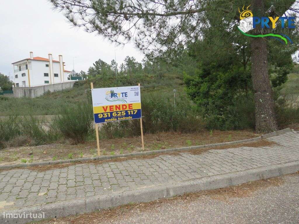 Lote para construção de um prédio situado em Vila de Rei - Grande imagem: 4/11