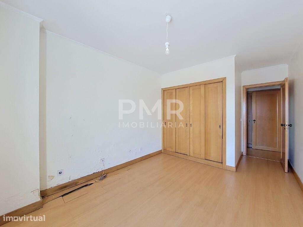 Apartamento T1 em Santa Clara-9