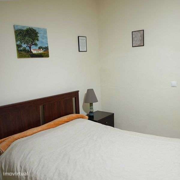 Moradia T1 Remodelada c/ Quintal - Grande imagem: 5/12