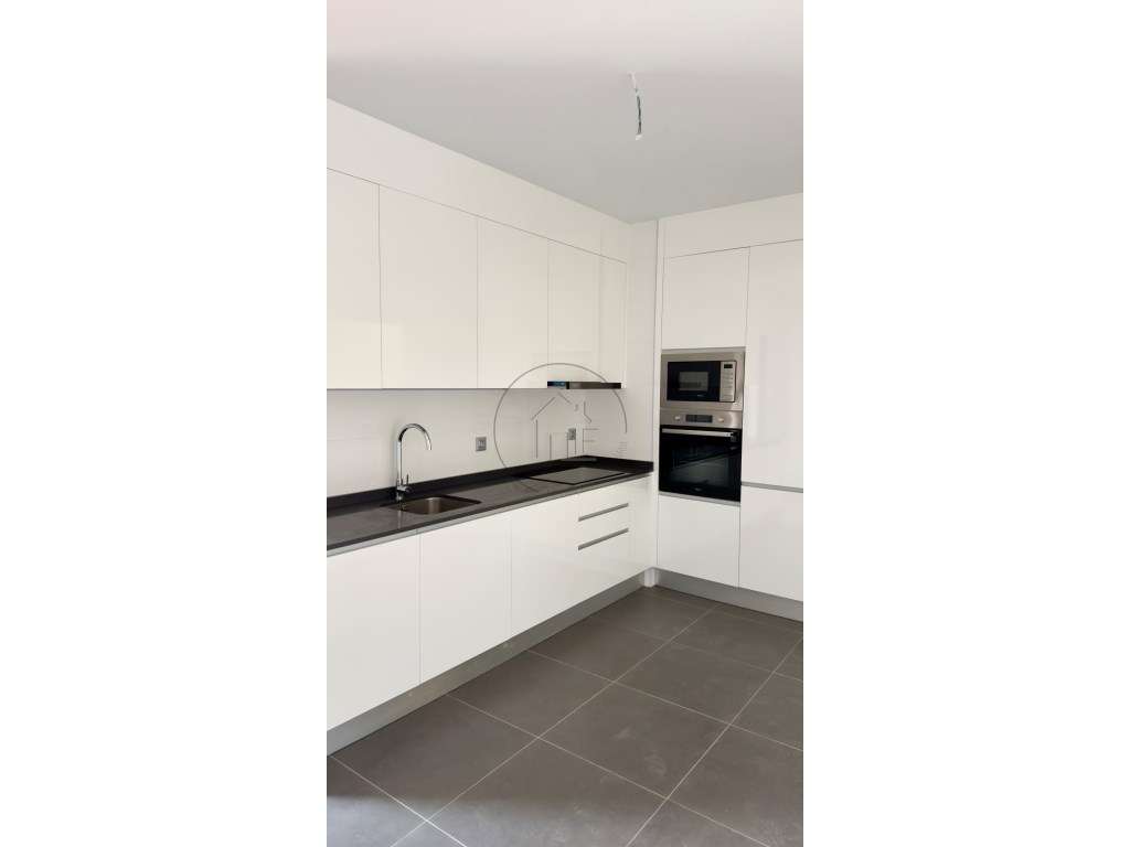 Apartamento T2 Duplex Novo Pinhal Novo-10
